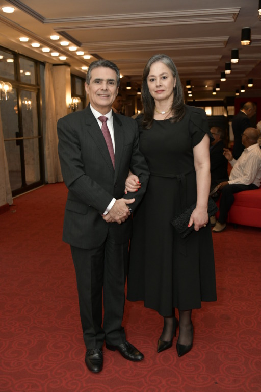 Fundación Corripio entrega Premio Nacional de Literatura 2026 a Pedro Vergés 12 Pedro Pablo Yermenos y Catalina de Yermenos