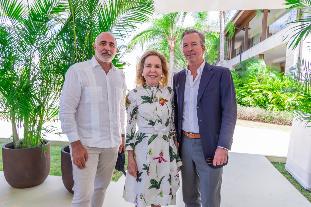 Casa de Campo Resort & Villas celebra reapertura del icónico campo de golf Teeth of the Dog tras su restauración 6 4829 Fabricio Schettini Lian Fanjul de Azqueta y Jose Fanjul Jr