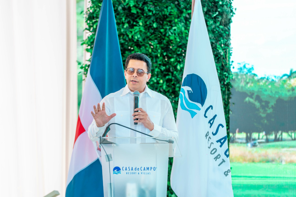 Casa de Campo Resort & Villas celebra reapertura del icónico campo de golf Teeth of the Dog tras su restauración 3 David Collado Ministro de Turismo de RD