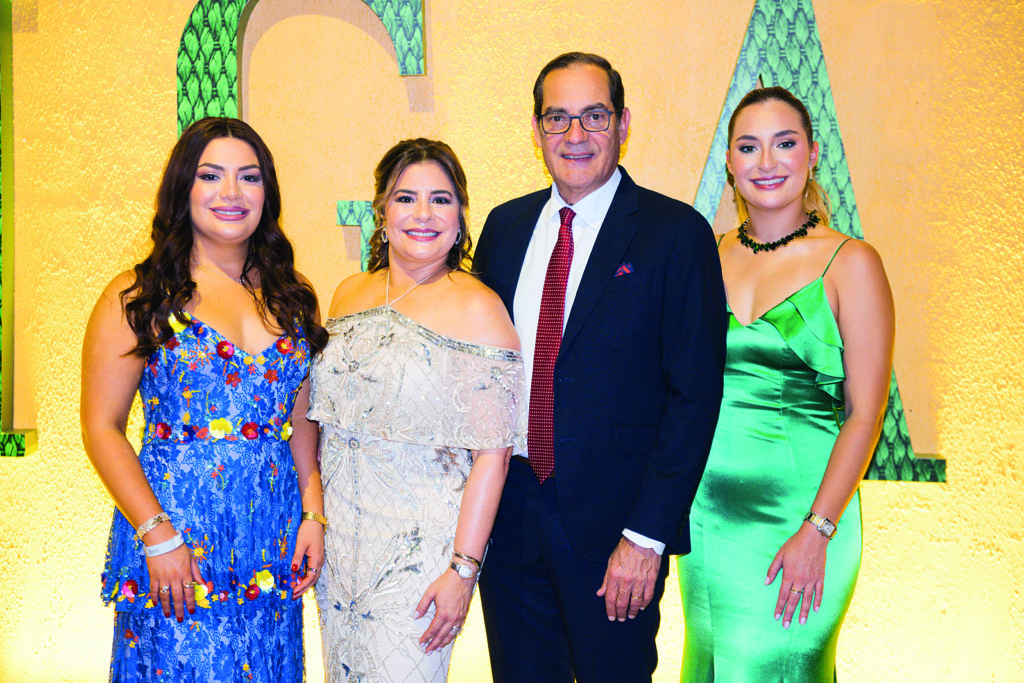 La élite mundial del cigarro se despide de Santiago tras un Festival Procigar histórico 12 PC 6 Michelle Amelia Leon Michelle Franco de Leon Guillermo Leon y Daniela Leon