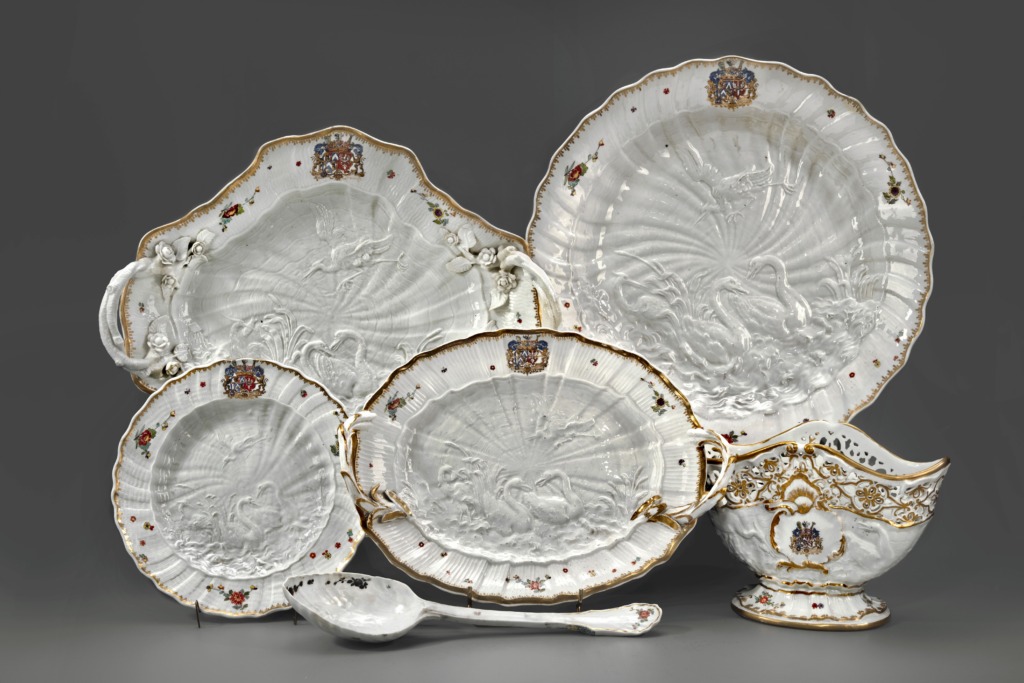 Las vajillas más caras del mundo: Cuando la mesa se convierte en museo 5 Swan Service – Meissen