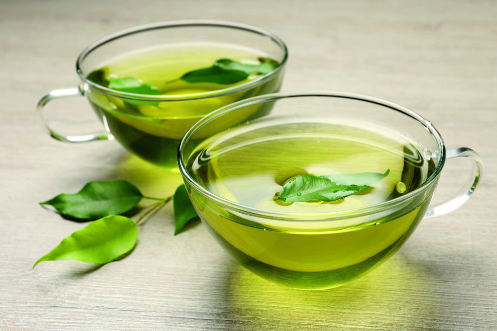 Maridajes inesperados: cuando el té, el matcha y los espumosos reinventan la mesa 1 shutterstock 2494446941