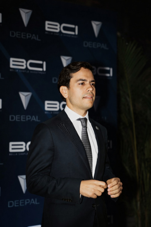 Práxedes Castillo Bellapart, y el riesgo calculado que redefinió el mercado automotriz 2 Práxedes Bellapart