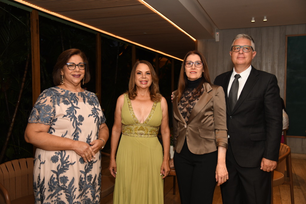 Cámara de Comercio Domínico- Italiana celebró sus 39 aniversario con una cena de gala 7 Iluminada Severino Joselyn Rodriguez Miriam Bueno Manzano y Massimo Guglielmi