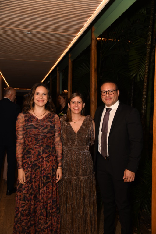 Cámara de Comercio Domínico- Italiana celebró sus 39 aniversario con una cena de gala 1 Rosangela Viro Michel Vargas de viro y Orazio Viro