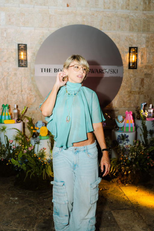 Swarovski y The Botanist Gin rinden homenaje a las madres con una experiencia de diseño y lujo contemporáneo 13 Deborah Karter