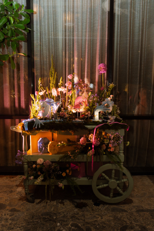 Swarovski y The Botanist Gin rinden homenaje a las madres con una experiencia de diseño y lujo contemporáneo 8 Swarovski 01