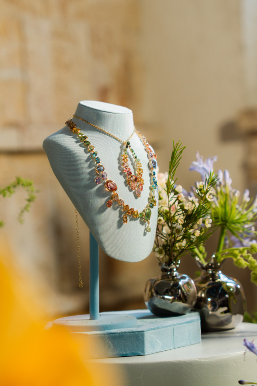 Swarovski y The Botanist Gin rinden homenaje a las madres con una experiencia de diseño y lujo contemporáneo 2 Swarovski