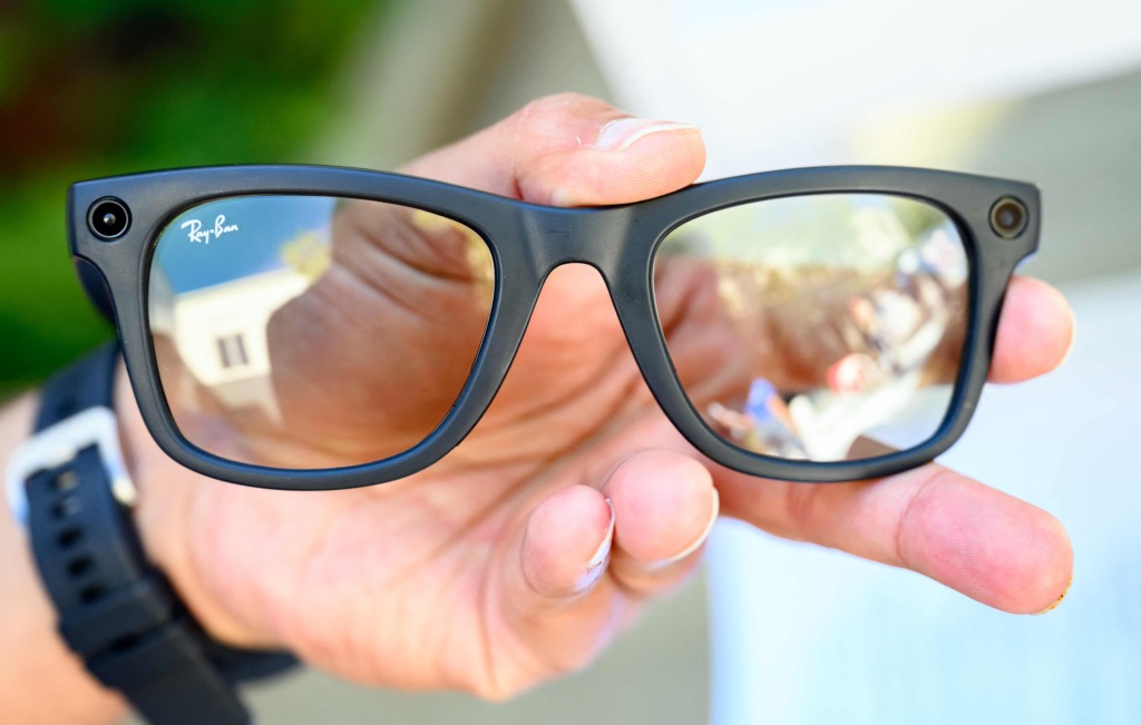 BioGlitz; un brillo biodegradable para lucir muy glam 2 03RAYBAN META GEN 2