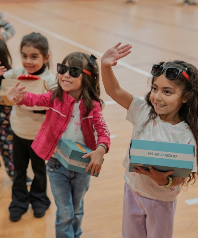 TOMS: la idea que nació con los pies descalzos 4 TOMS