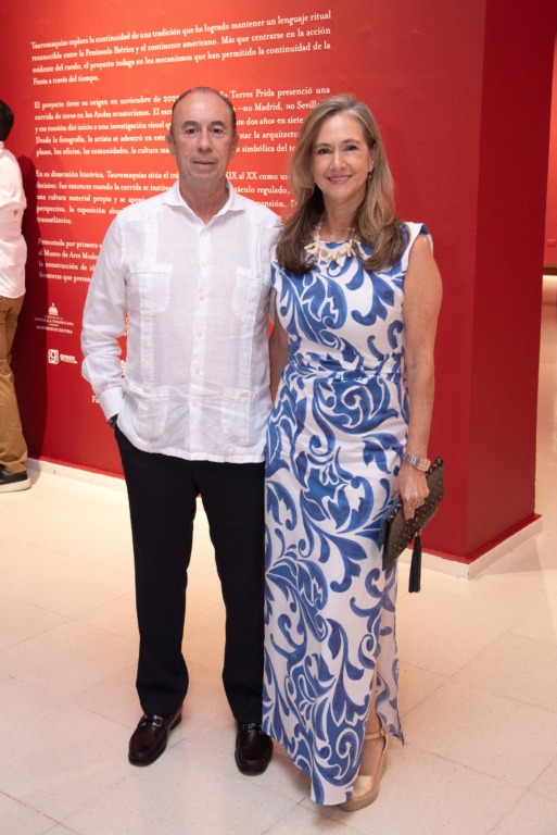 Sofía Torres Prida inaugura Tauromaquias en el Museo de Arte Moderno 7 DSC7257 Juan Arione y Alexandra Colange