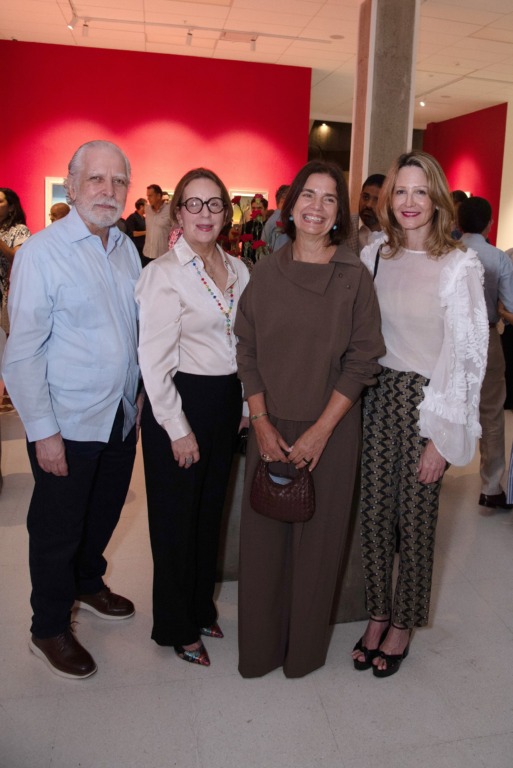 Sofía Torres Prida inaugura Tauromaquias en el Museo de Arte Moderno 9 DSC7281 Eriberto Hernandez Carmen Fondeur Carolina Vet y Frances Gold