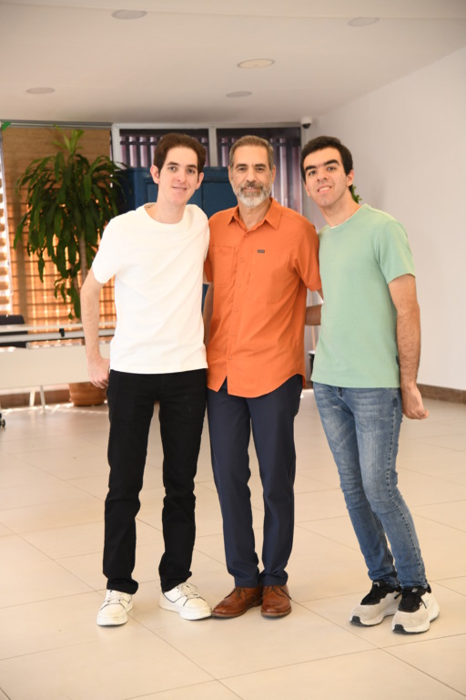 Rafael Castillos: un padre que inspira desde el amor 1 PRINCIPAL RAFAEL CASTILLOS