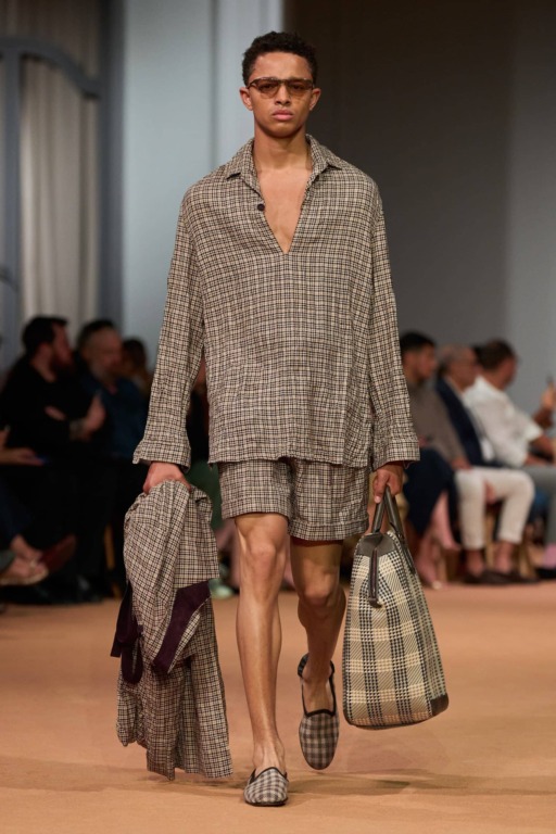 Zegna: el nuevo lenguaje del lujo masculino 8 Zegna Summer Runway 2025 The Impression 045