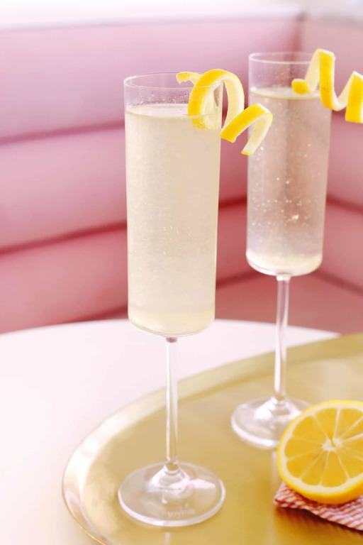 French 75: la elegancia de un clásico que celebra con burbujas 3 french 75 recipe cocktail 1 1