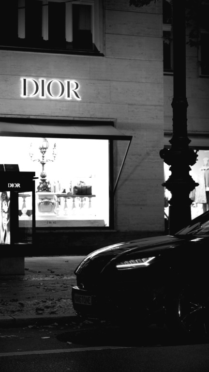 El lujo no vende productos: vende percepción, identidad y deseo 1 pexels pela studios 363897274 14398297