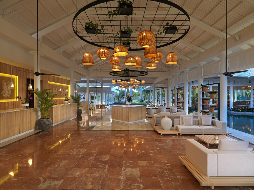 006MeliaPuntaCanaBeach-Lobby Reception night