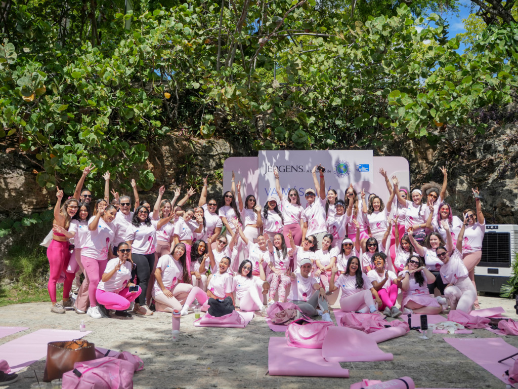 Jergens lanza su campaña “Más allá de la piel” en apoyo a la prevención del cáncer de mama en República Dominicana, mediante la detección temprana. 21 DSC01202 1