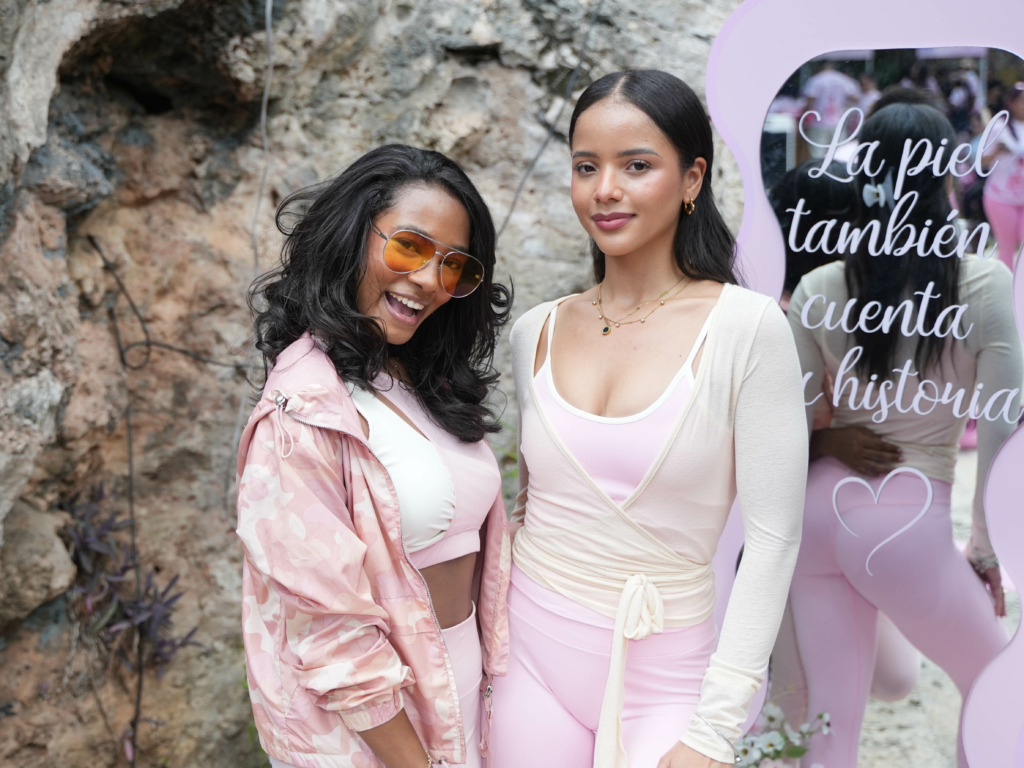 Jergens lanza su campaña “Más allá de la piel” en apoyo a la prevención del cáncer de mama en República Dominicana, mediante la detección temprana. 25 Maria Jose Castillo y Charlize Quezada 1