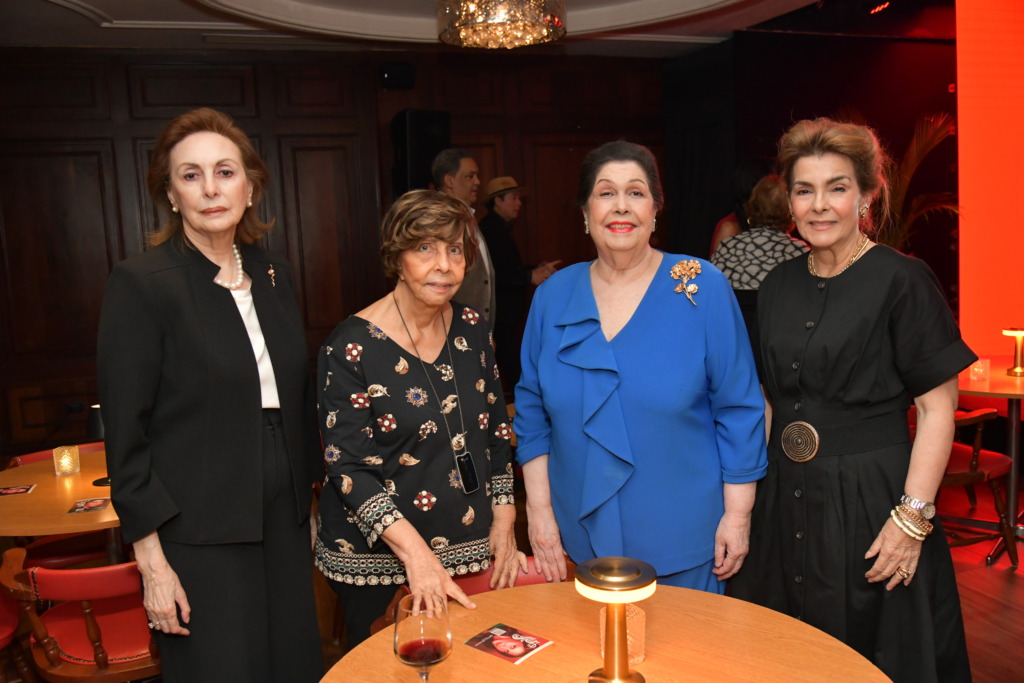 Nathalie Peña-Comas estrena “Quinto Elemento: Tierra”, un homenaje a la música de México junto a grandes leyendas internacionales 3 Rita Espaillat Natasha Sanchez Jenny Podesta y Maritza Zeller de Bonetti