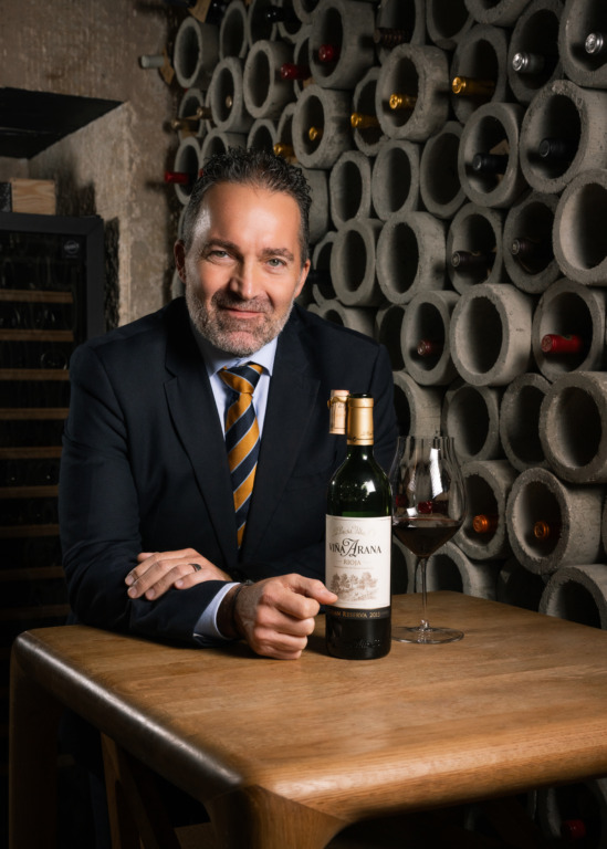 THOMAS SARTORI PRINCIPAL .JPG